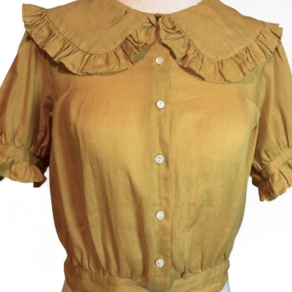 Doen Sparrow Top in Marigold. Size small